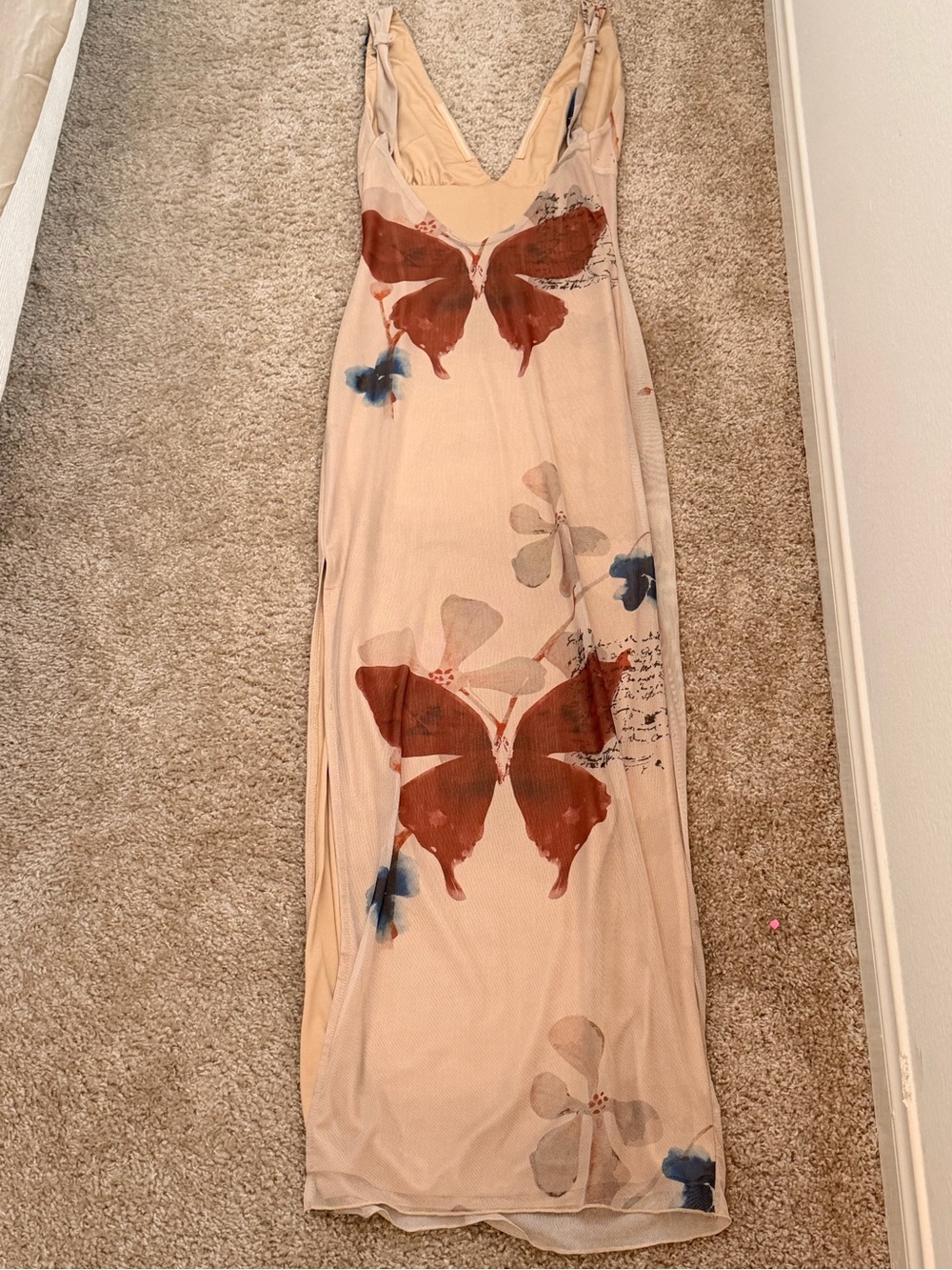 Floral V-Neck Maxi Dress in Beige with Blue & Rust Accents - Picture 5 of 5